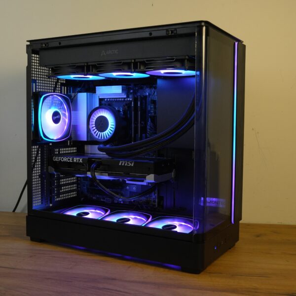 Komputer RTX 5070Ti / Ryzen 7 9800X3D / 32GB RAM / 1TB M.2 / Arctic LF III PRO 360 ARGB / Montech King 45 PRO