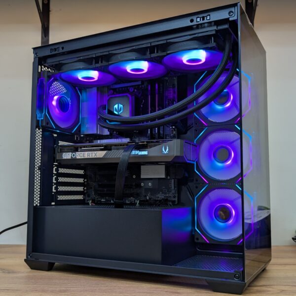 Komputer RTX 5070Ti / Ryzen 7 7800X3D / 32GB RAM / 1TB M.2 / Navis F360 ARGB KRUX EXO