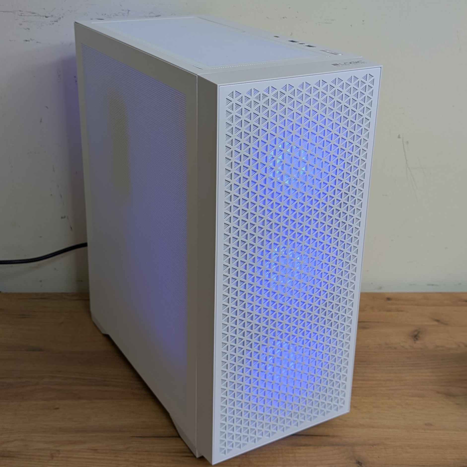 Komputer RTX 5060 / RYZEN 7500F / 16GB RAM DDR5 / 1TB M.2 / Logic Dart Pro Midi ARGB WHITE (NOWOŚĆ) - obrazek 12