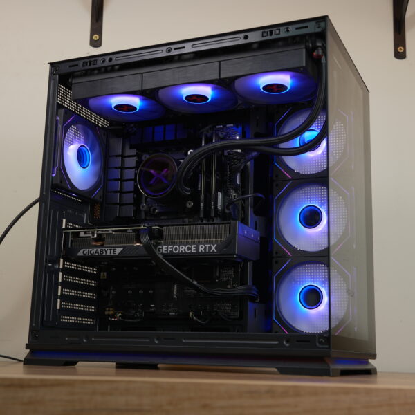 Komputer RTX 5070Ti 16GB / Ryzen 7 9800X3D / RAM DDR5 / 1TB M.2 / KRUX HydroX 360 KRUX ATRON