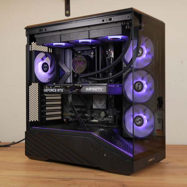 Komputer RTX 5070 / Ryzen 7 9800X3D / 32GB RAM / 1TB M.2 / Krux Hydrox 360 / Lian Li V100R