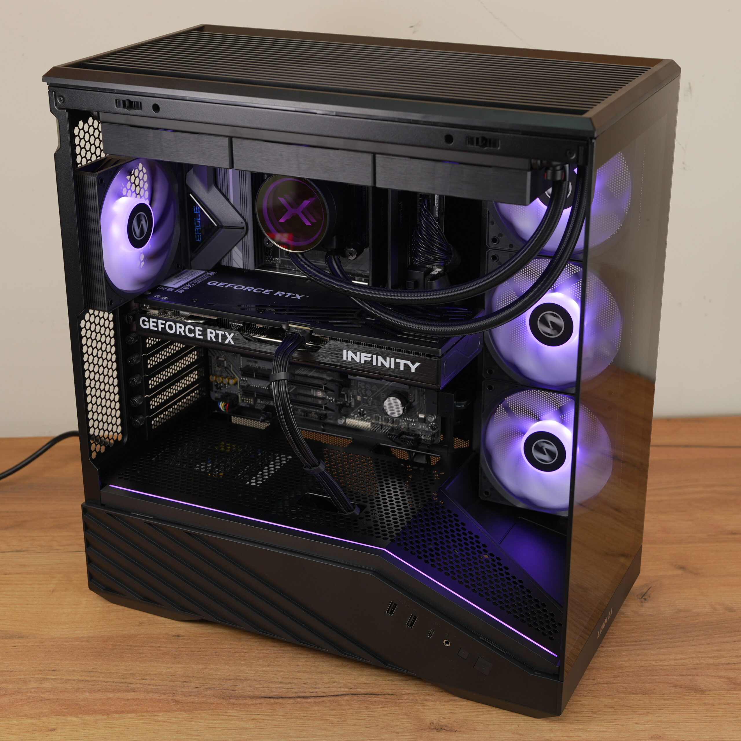 Komputer RTX 5070 / Ryzen 7 7700 / 32GB RAM / 1TB M.2 / Krux Hydrox 360 / Lian Li V100R - obrazek 4